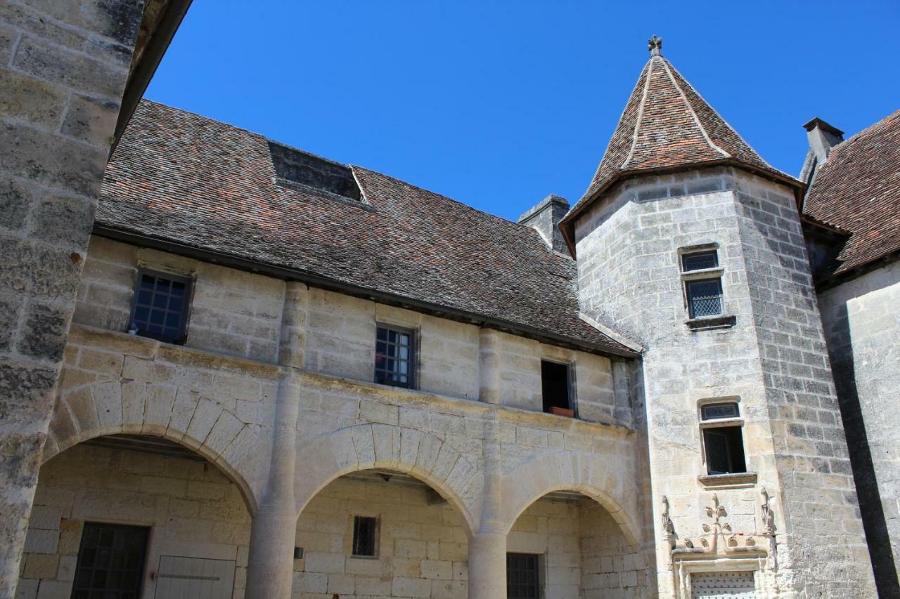 Le Patio Chambres et Tables d'Hôtes La Tour-Blanche Exterior foto